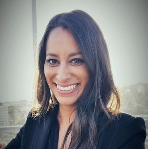 Meet your Posher, Laura